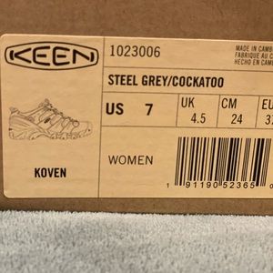 Keen women’s hikers